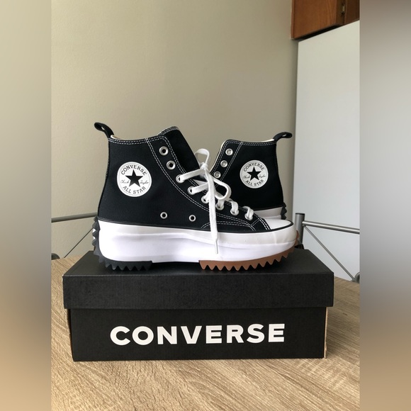 Converse Shoes - Converse chuck Taylor Run Star Hike High Top Sneakers Black/white size 8.5W, 7M